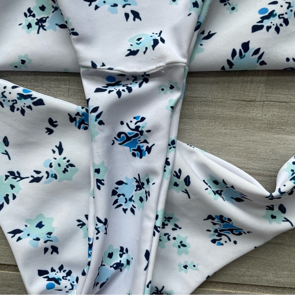 SHEIN Floral Ruffle Bikini Set - Size Medium - Picture 9 of 10